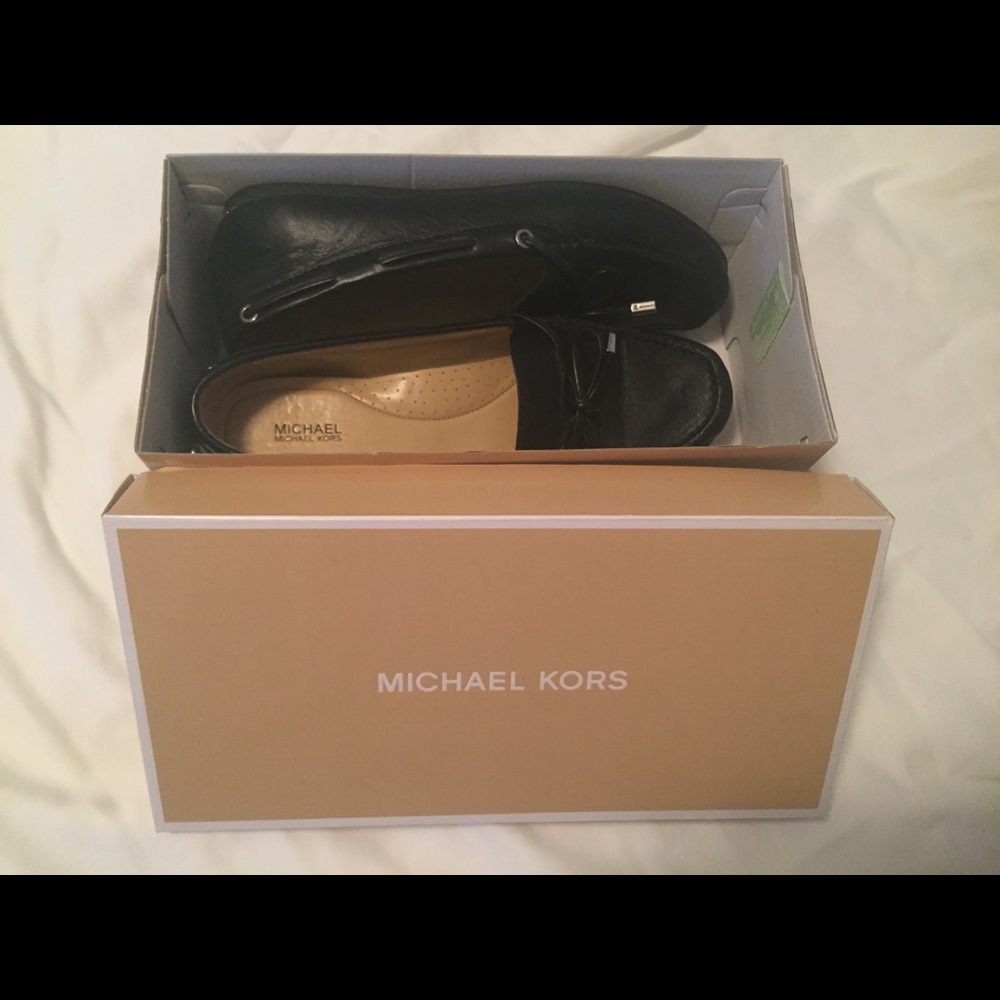 Michael Kors leather Suki Moc shoe size 8M